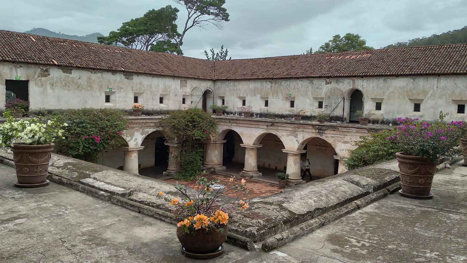 terrace-ruins-tour-antigua-guatemala