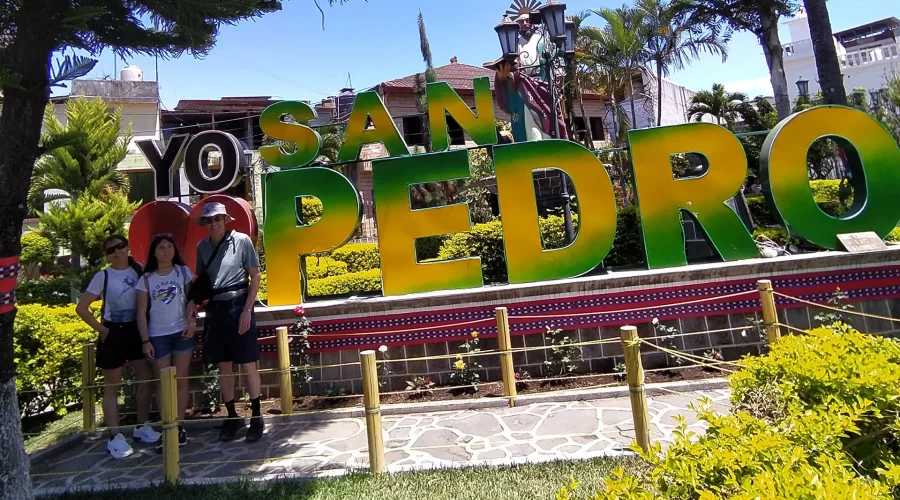 cultural-tour-in-san-pedro-la-laguna-1